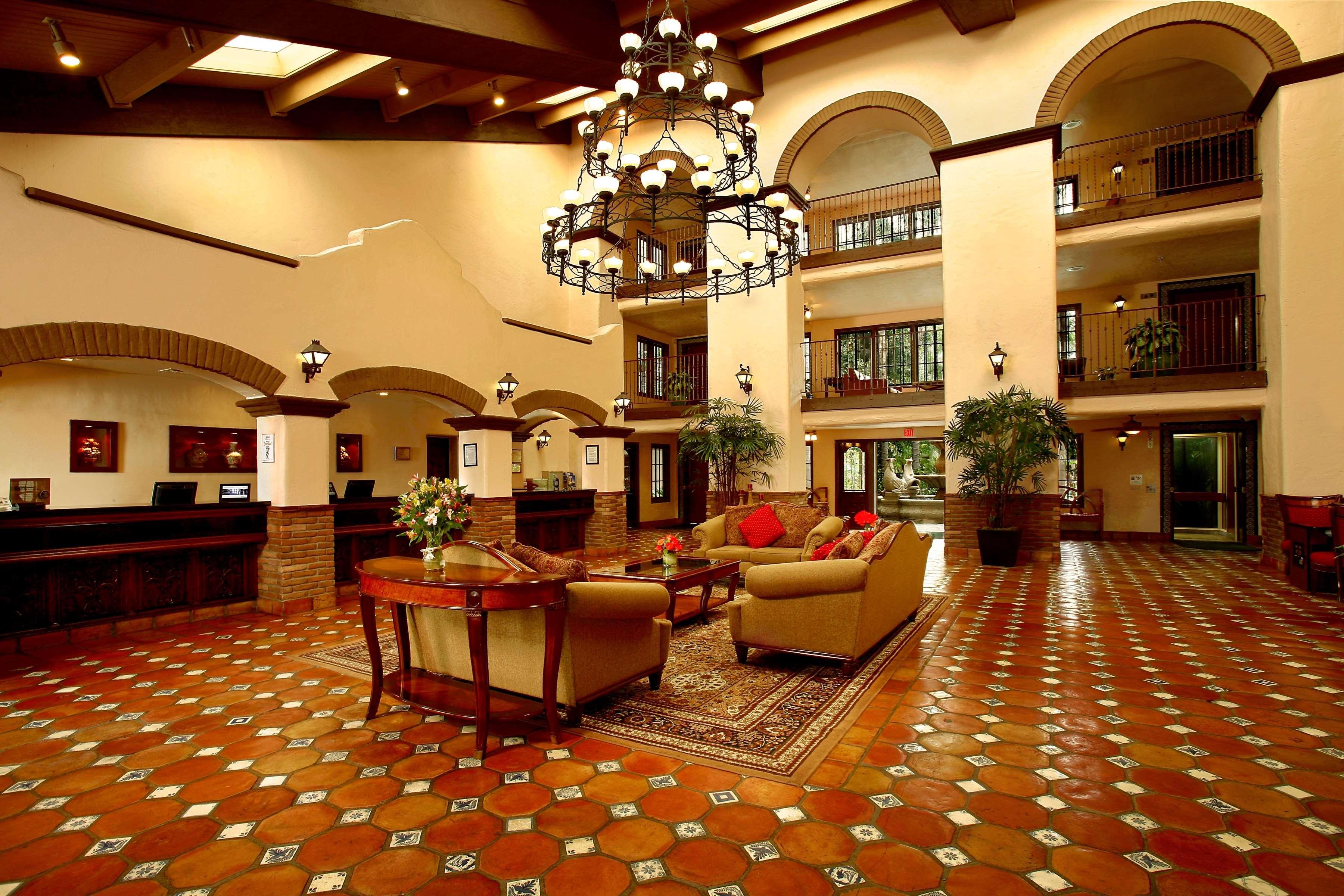 Buena Park Grand Hotel & Suites Exterior photo