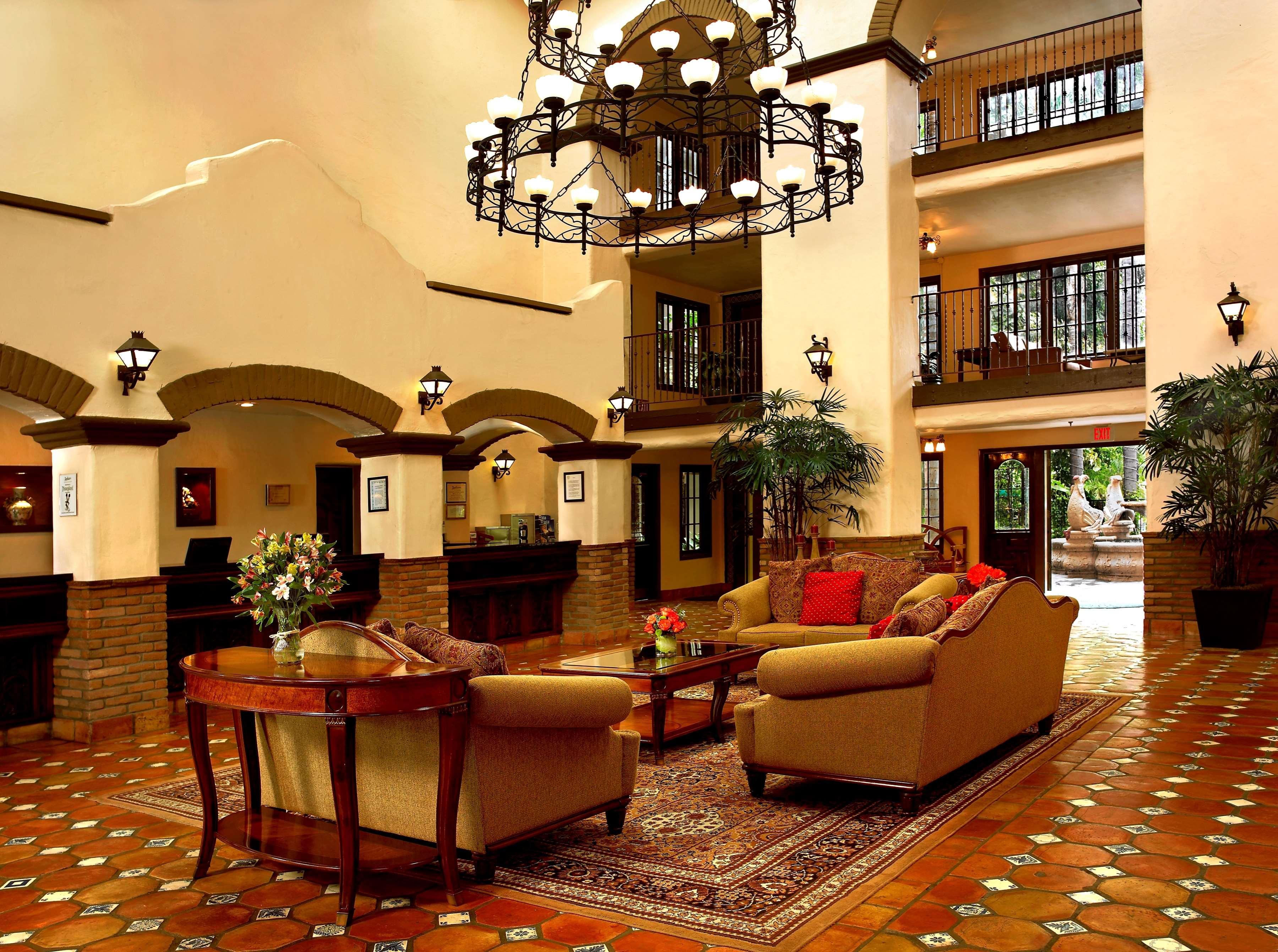 Buena Park Grand Hotel & Suites Exterior photo