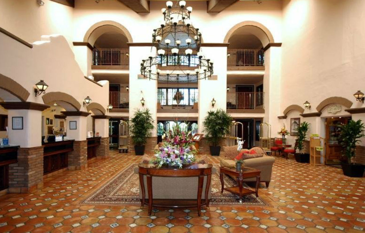 Buena Park Grand Hotel & Suites Exterior photo